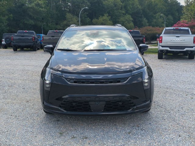 New 2027 Chrysler Pacifica Limited w/ Family Tech Group FWD image 8