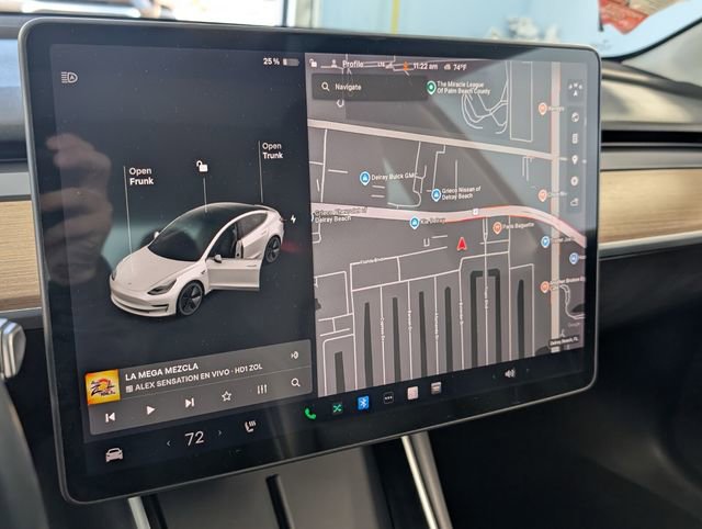 Used 2018 Tesla Model 3 Long Range image 17