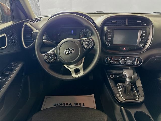 Used 2020 Kia Soul S FWD image 23