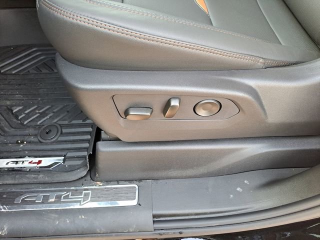 New 2026 GMC Sierra 1500 AT4 w/ Technology Package image 16
