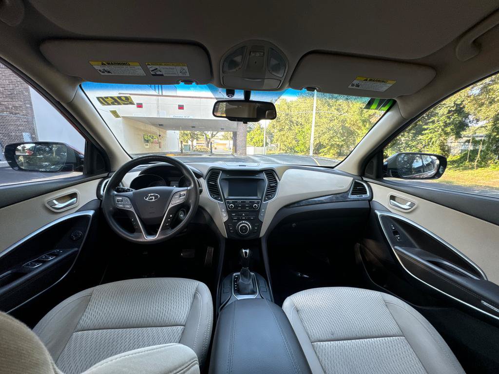 Used 2017 Hyundai Santa Fe Sport FWD image 23