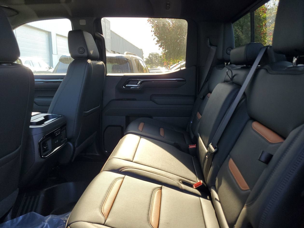 New 2026 GMC Sierra 1500 AT4 w/ AT4 Premium Package AWD/4WD image 12
