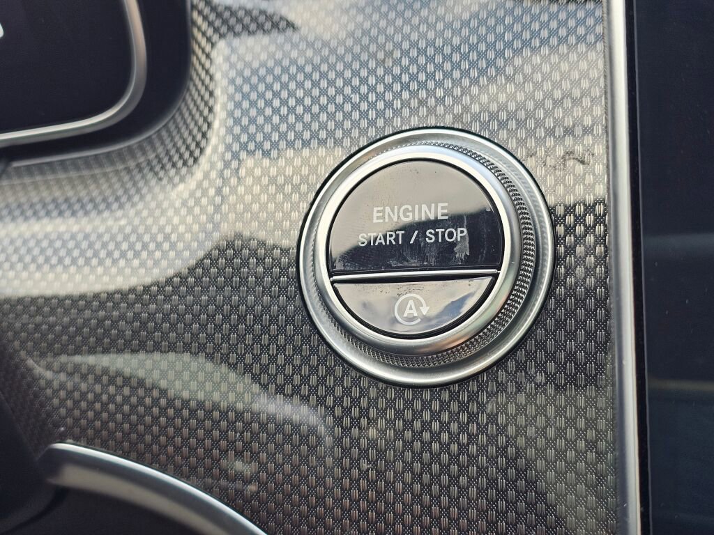 Used 2024 Mercedes-Benz C 300 4MATIC Sedan w/ Pinnacle Trim Package image 32