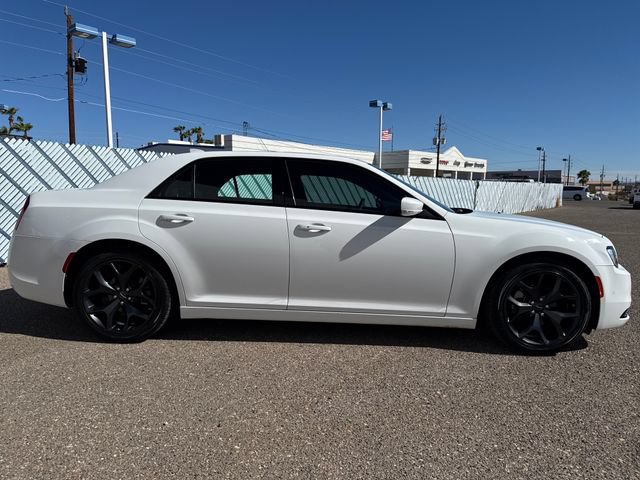Used 2023 Chrysler 300 S w/ Comfort Group RWD image 6