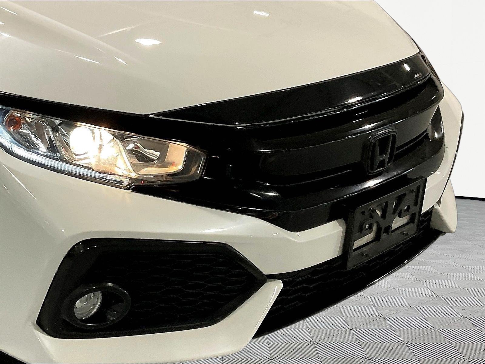 Used 2018 Honda Civic Sport image 30