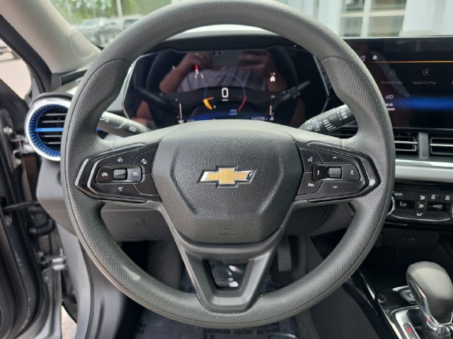 Certified 2026 Chevrolet Trax LT FWD image 25