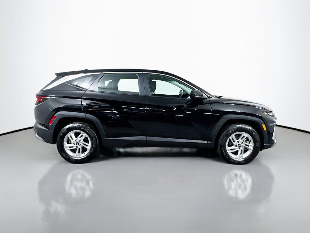 Used 2026 Hyundai Tucson SE AWD/4WD image 9