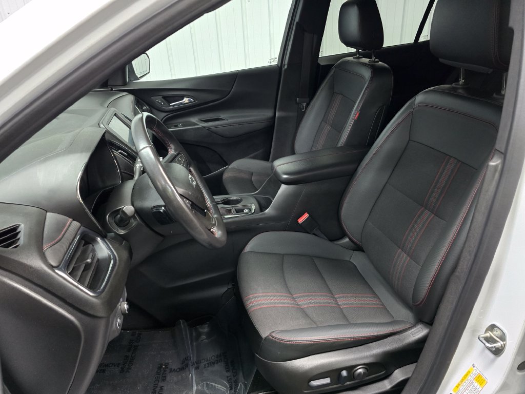 Used 2022 Chevrolet Equinox RS AWD/4WD image 18