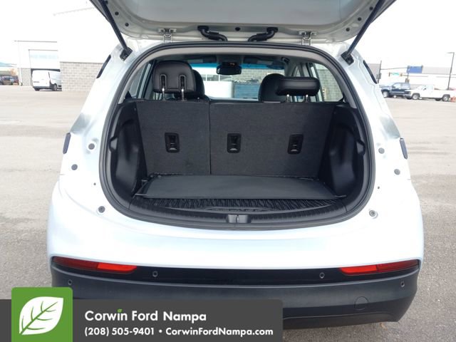 Used 2023 Chevrolet Bolt LT w/ Infotainment Package image 27