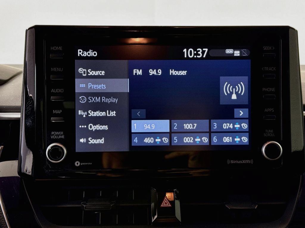 Used 2022 Toyota Corolla LE FWD image 14
