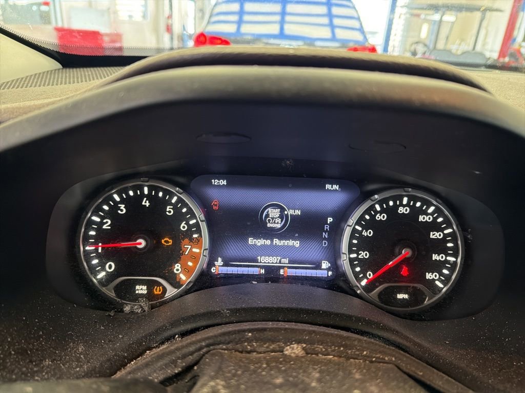 Used 2015 Jeep Renegade Limited image 3