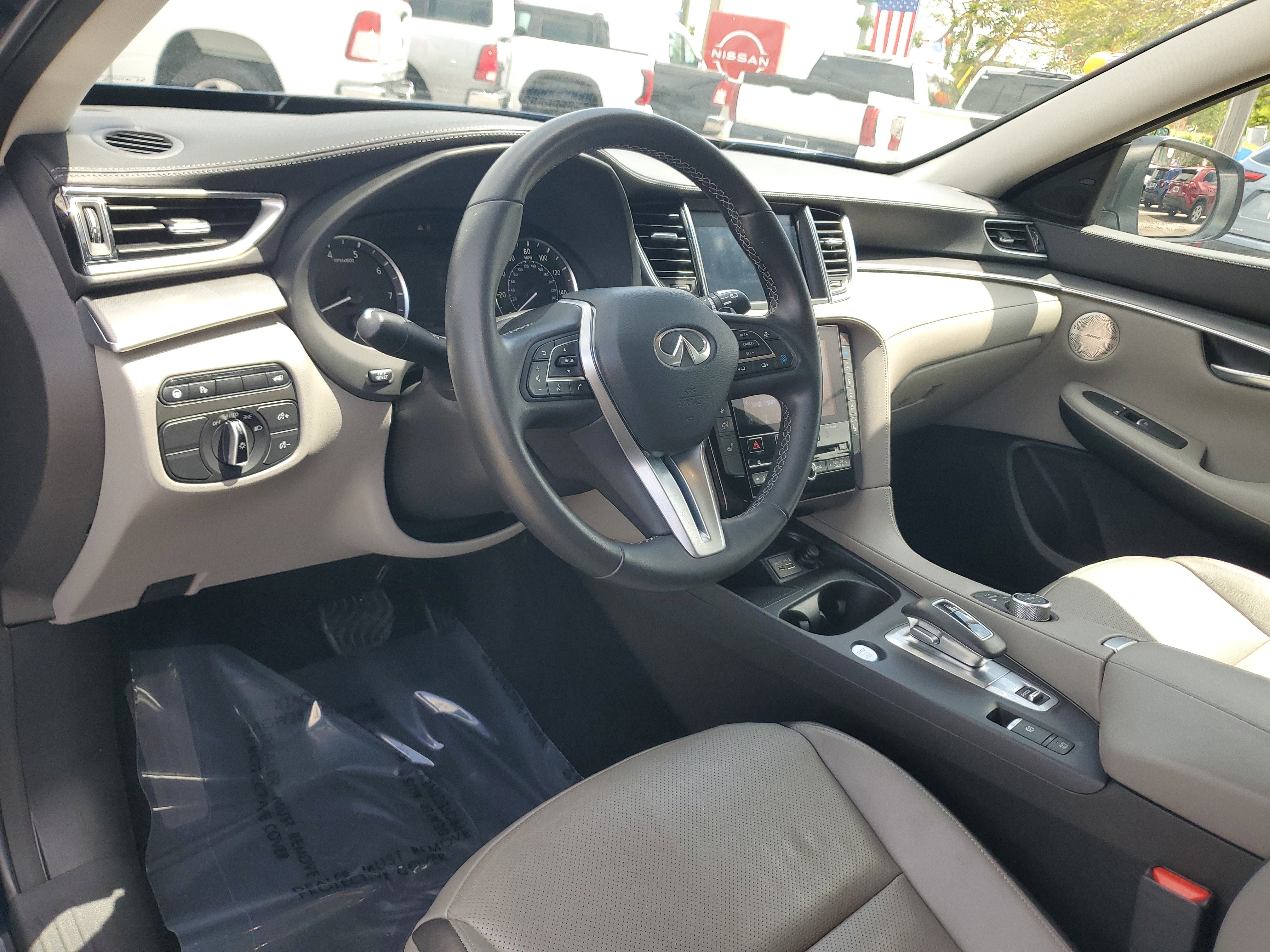 Used 2024 INFINITI QX50 Luxe image 9