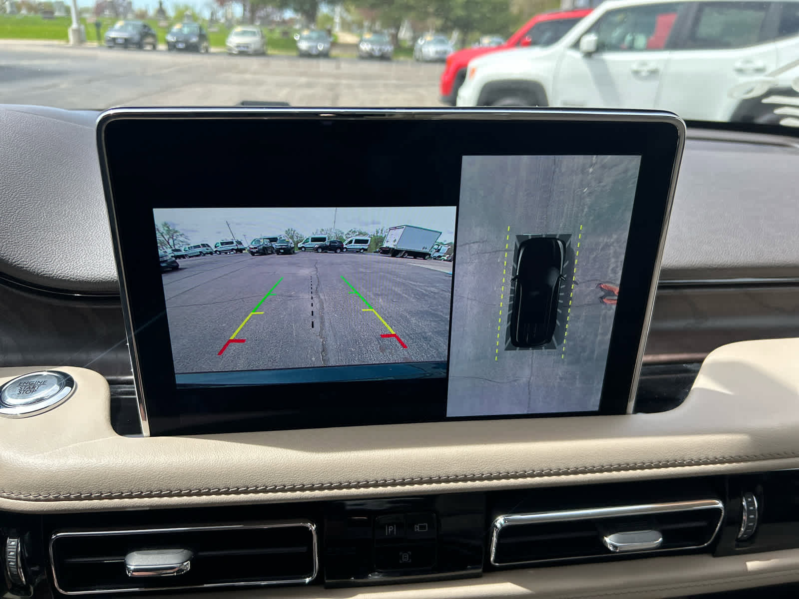 Used 2022 Lincoln Aviator Reserve w/ Equipment Group 201A AWD/4WD image 17