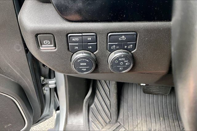 Used 2024 Chevrolet Silverado 1500 RST w/ Convenience Package II AWD/4WD image 16