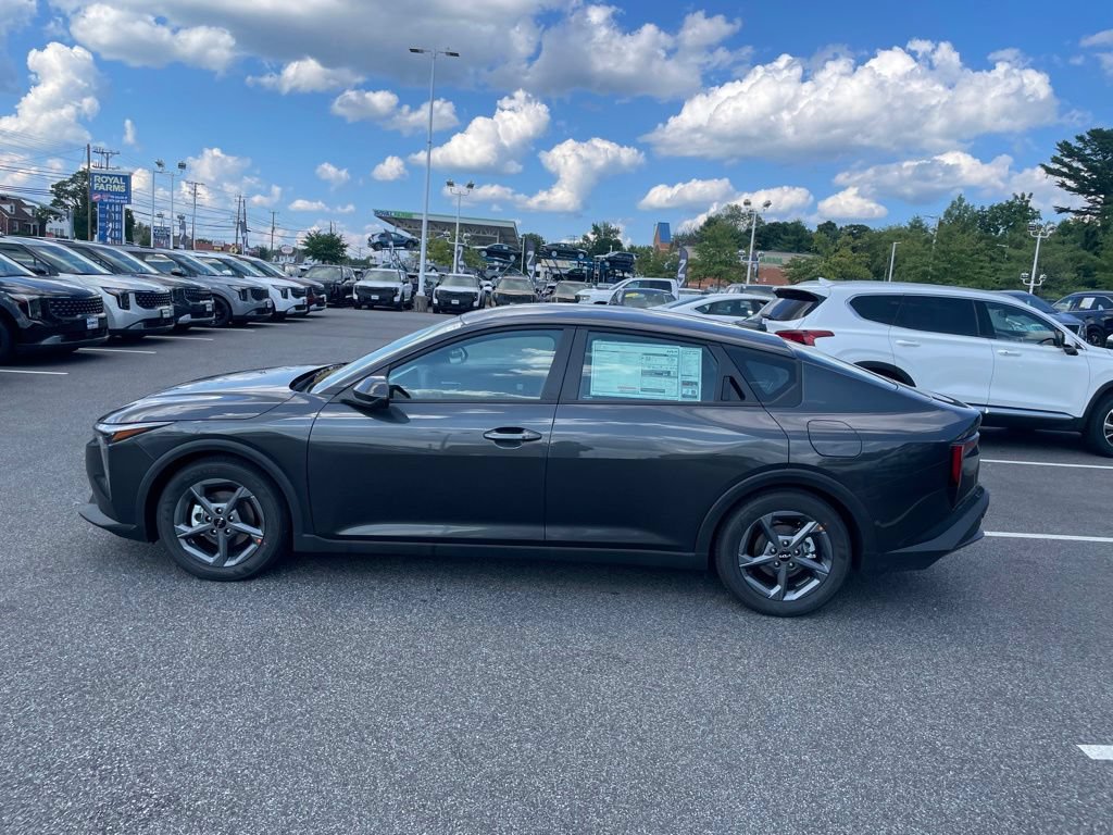 New 2026 Kia K4 FWD image 4