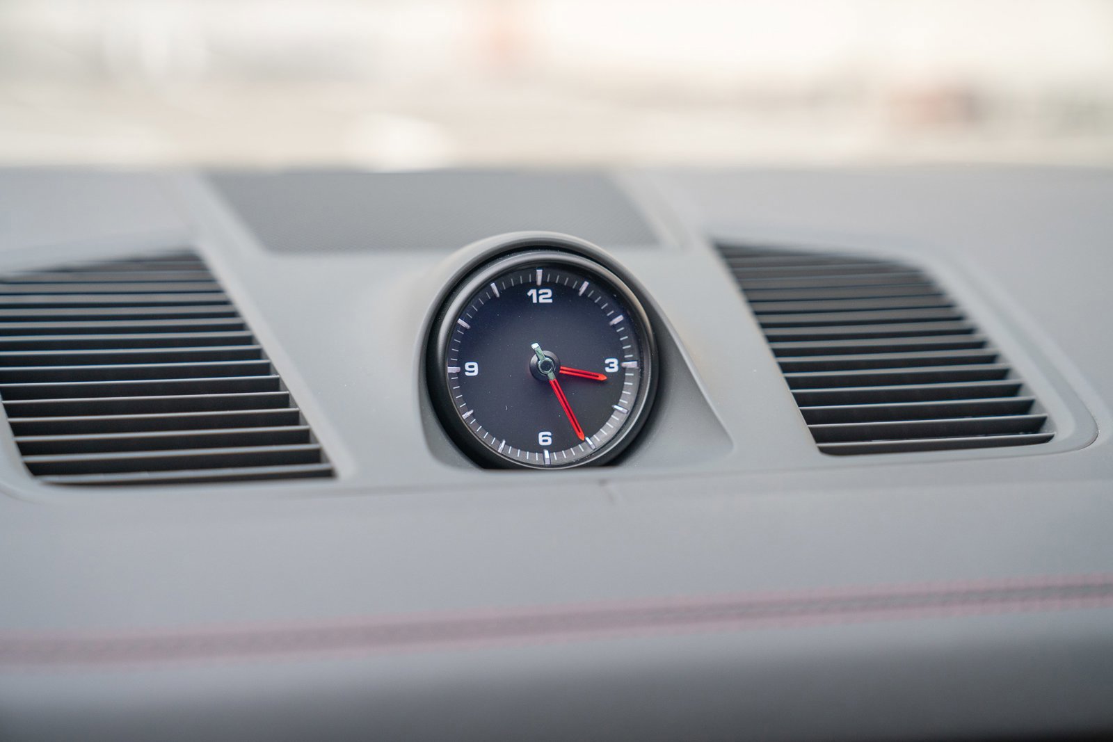 Used 2023 Porsche Cayenne image 16