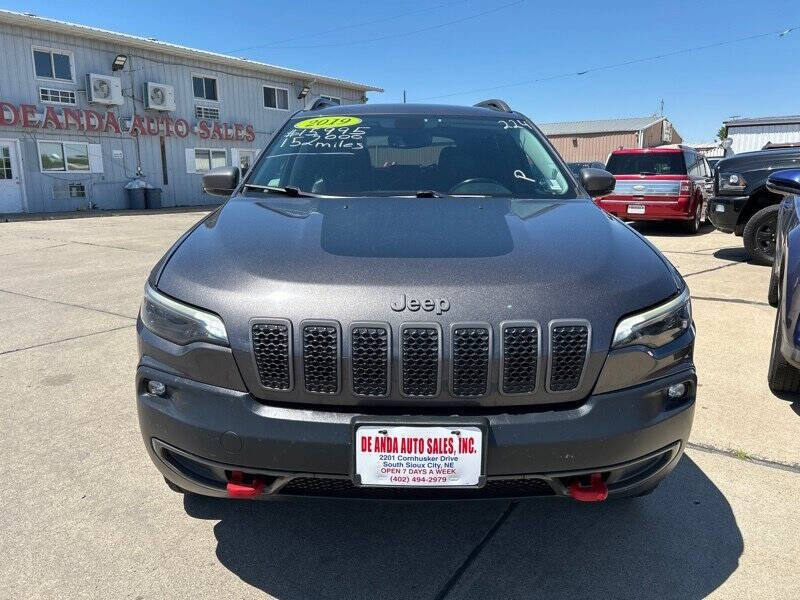 Used 2019 Jeep Cherokee Trailhawk w/ Comfort/Convenience Group image 8