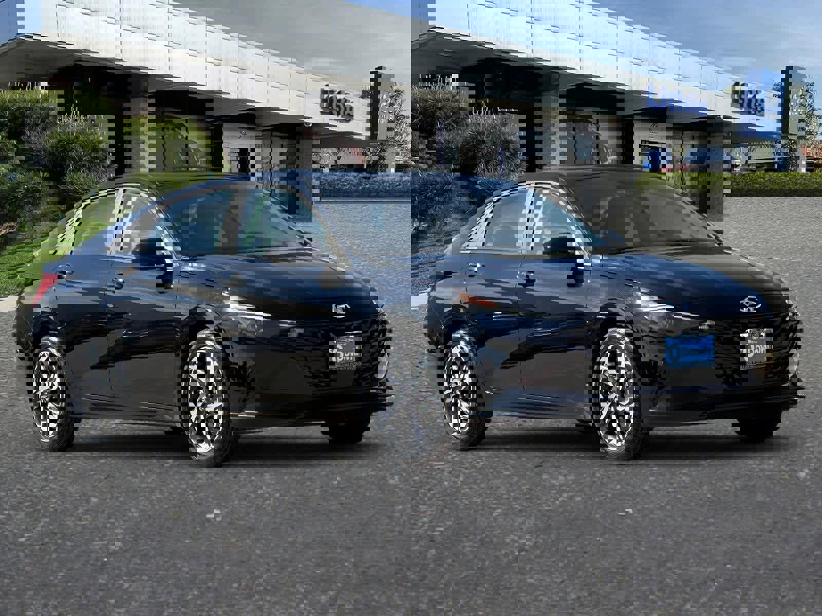 Certified 2023 Hyundai Elantra SEL w/ Convenience Package image 10