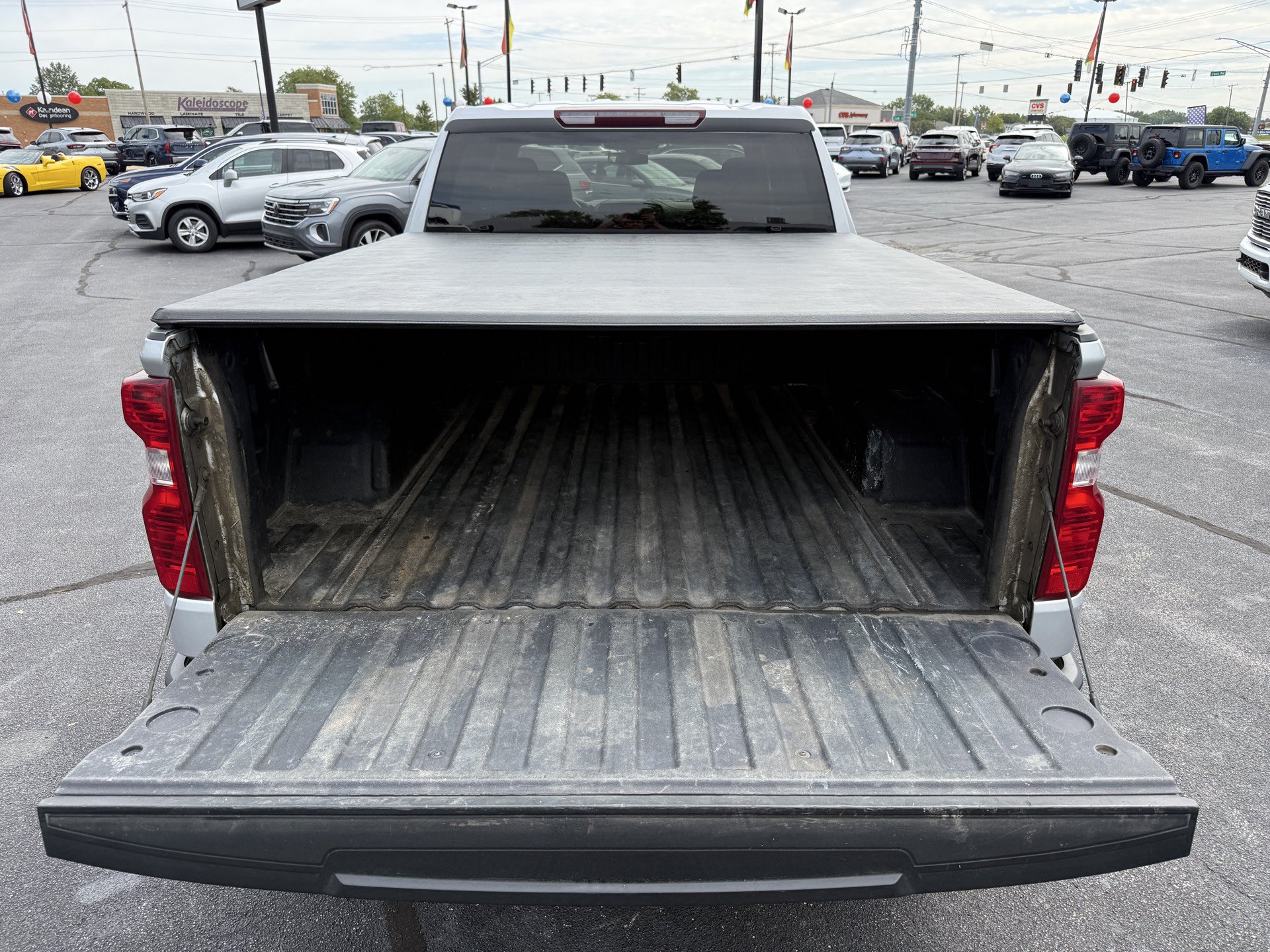 Used 2021 Chevrolet Silverado 1500 LT w/ Z71 Off-Road Package AWD/4WD image 35