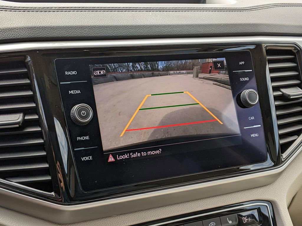 Used 2022 Volkswagen Atlas SE image 17