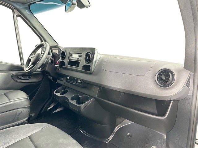 Used 2023 Mercedes-Benz Sprinter 1500 image 25