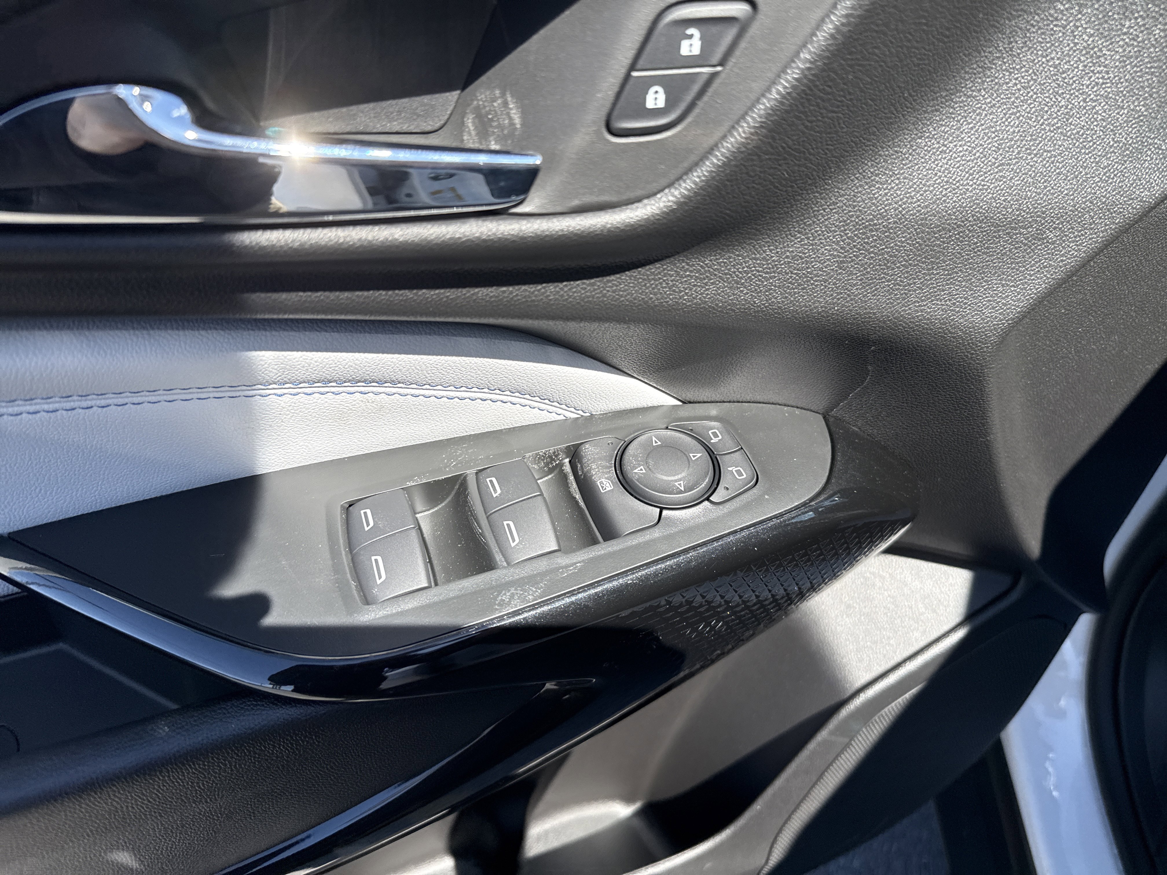 New 2026 Chevrolet Trax LT w/ Driver Confidence Package image 16