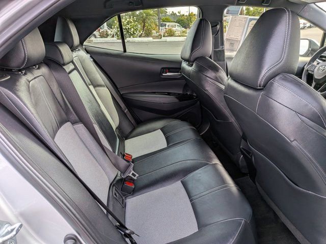 Used 2019 Toyota Corolla XSE FWD image 7