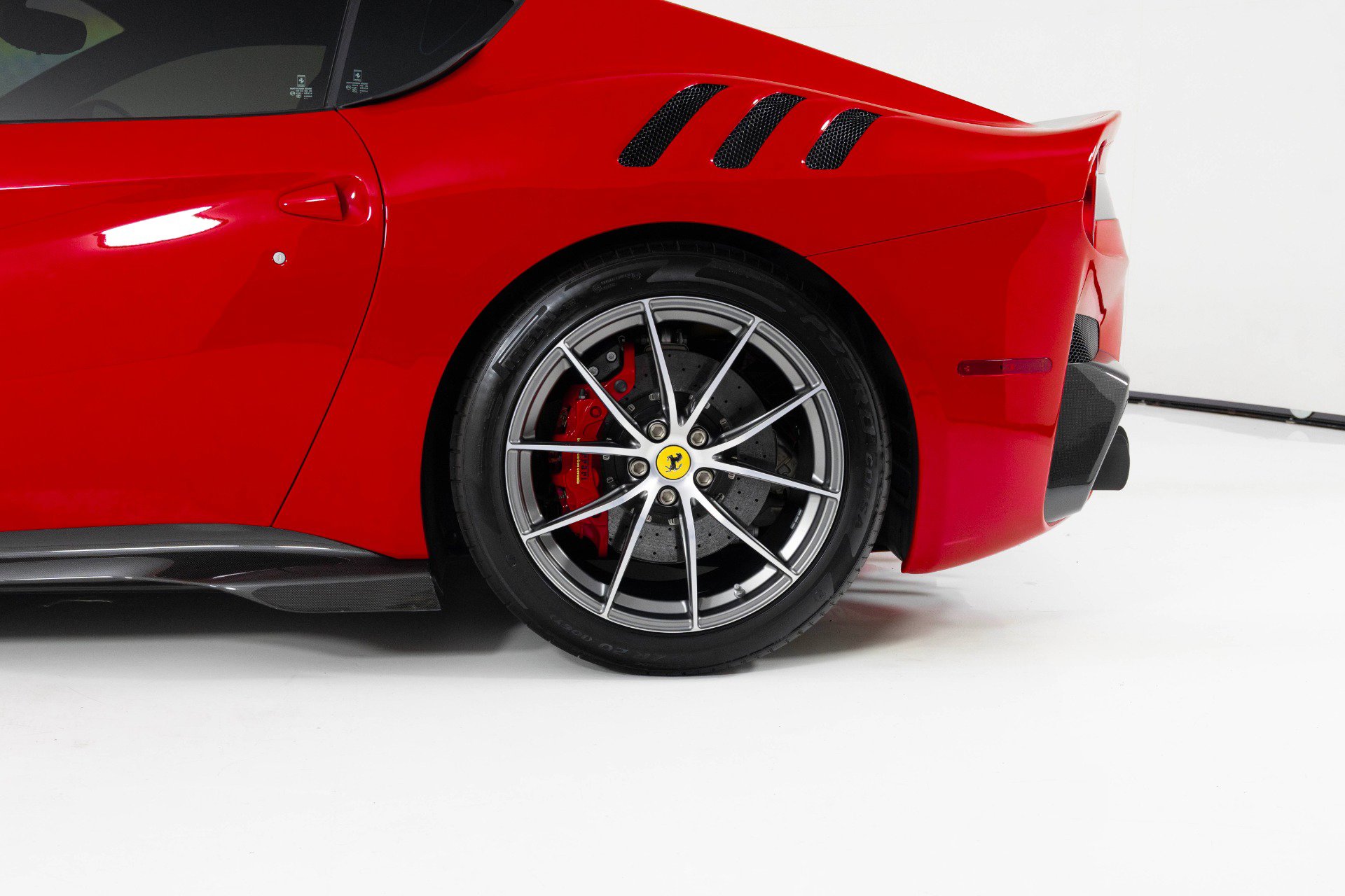 Used 2017 Ferrari F12tdf image 11
