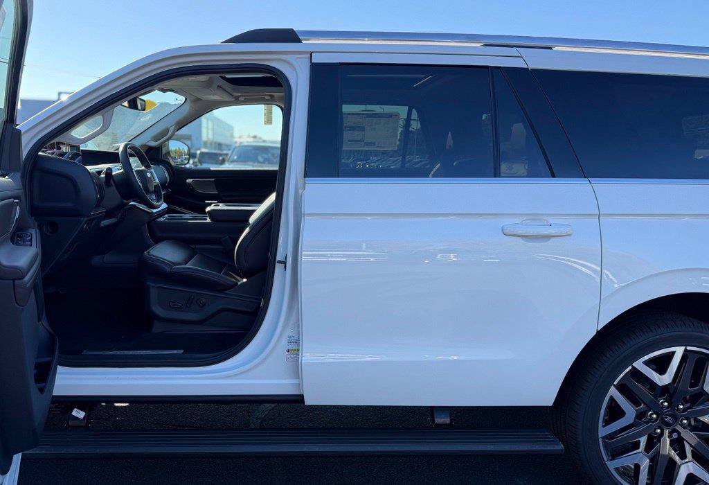 New 2027 Ford Expedition Max Platinum w/ Platinum Ultimate Package AWD/4WD image 13