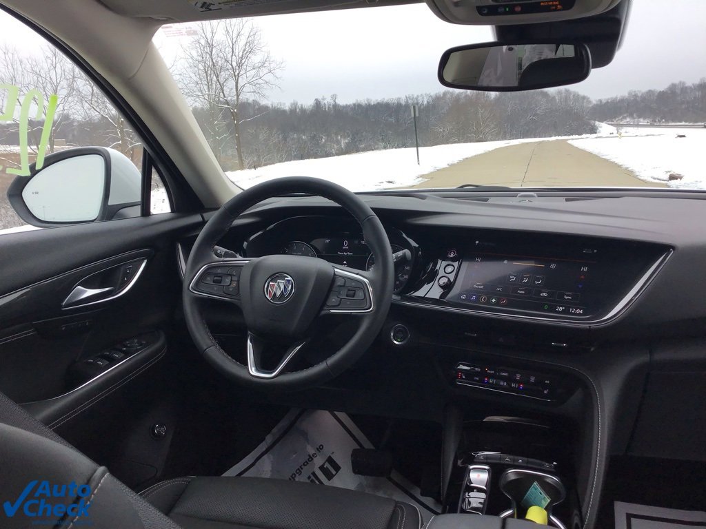 Used 2022 Buick Envision Essence w/ Safety Package image 21