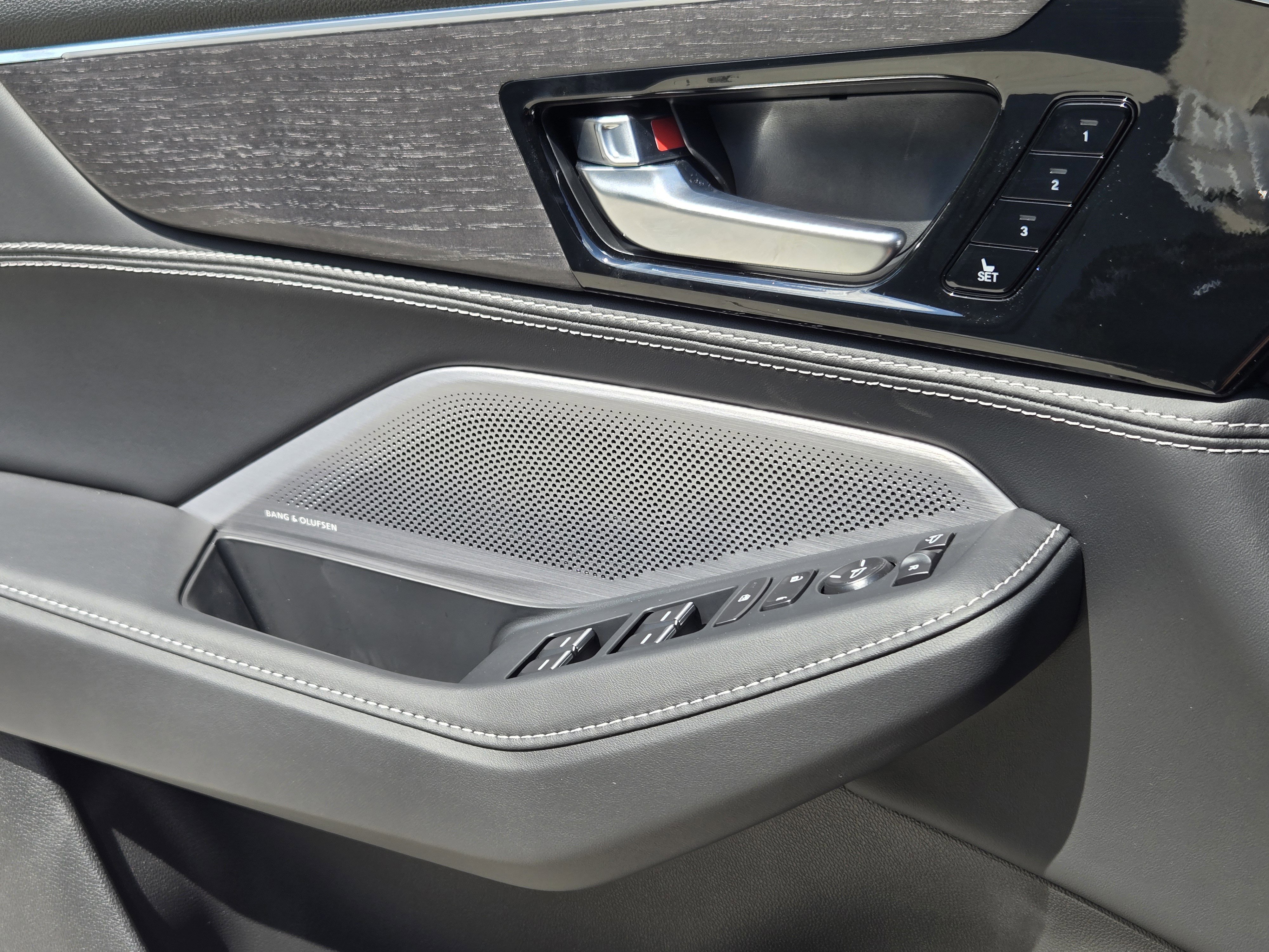 New 2026 Acura MDX SH-AWD w/ Advance Package image 17