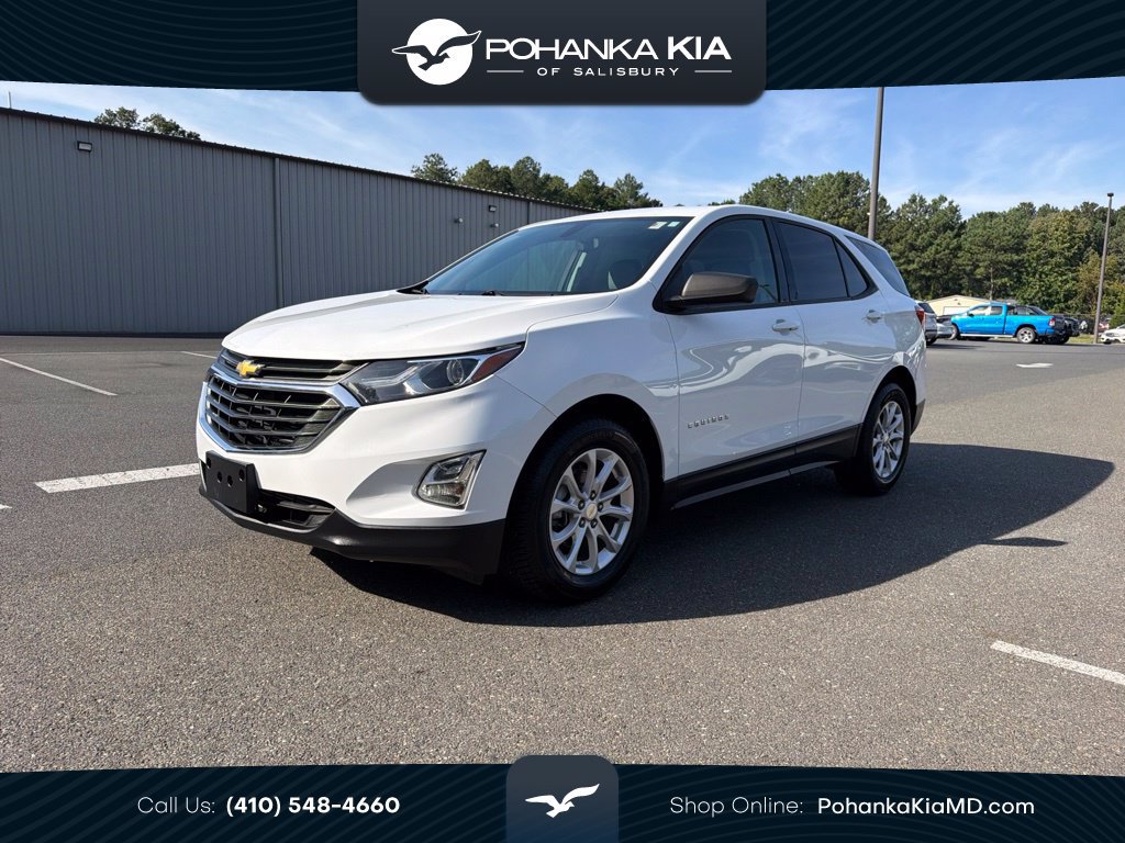Used 2019 Chevrolet Equinox LS w/ LS Convenience Package FWD image 1