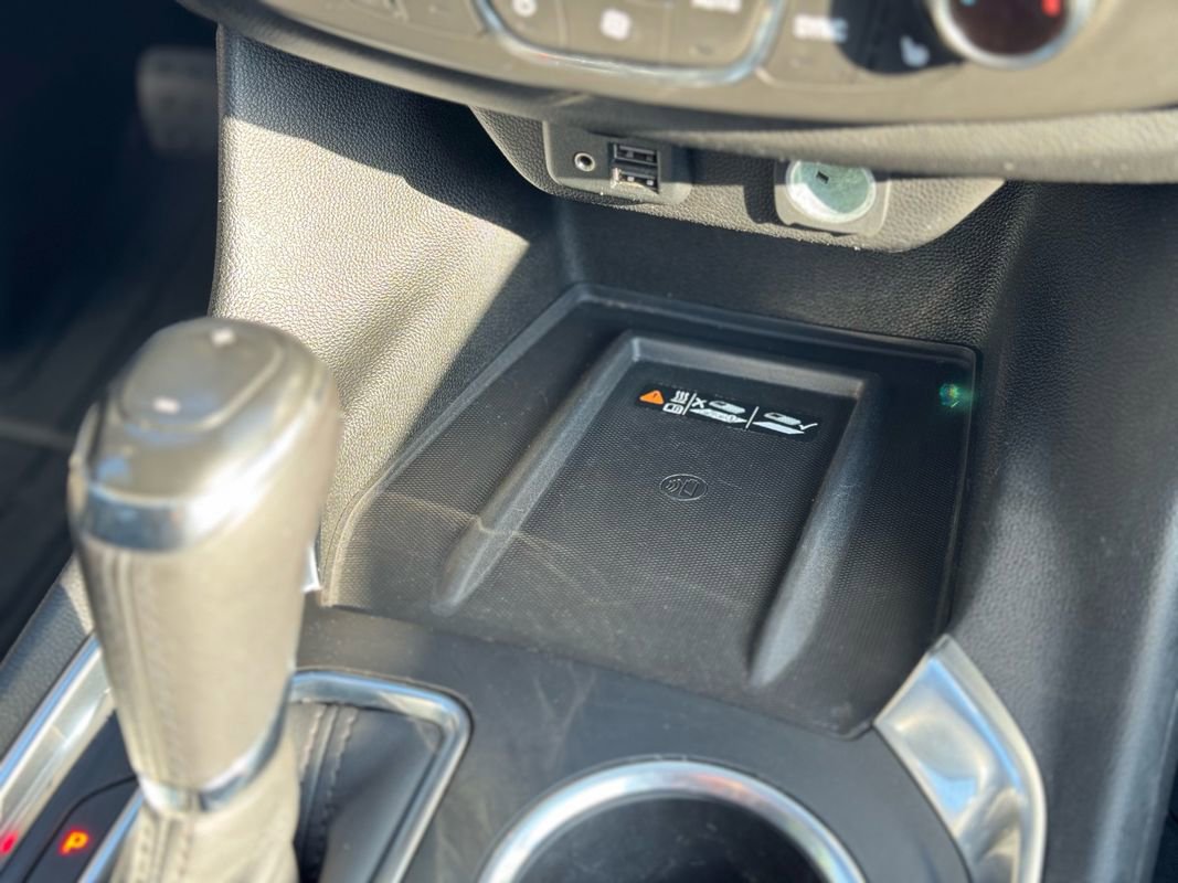 Used 2020 Chevrolet Traverse Premier w/ Redline Edition image 16