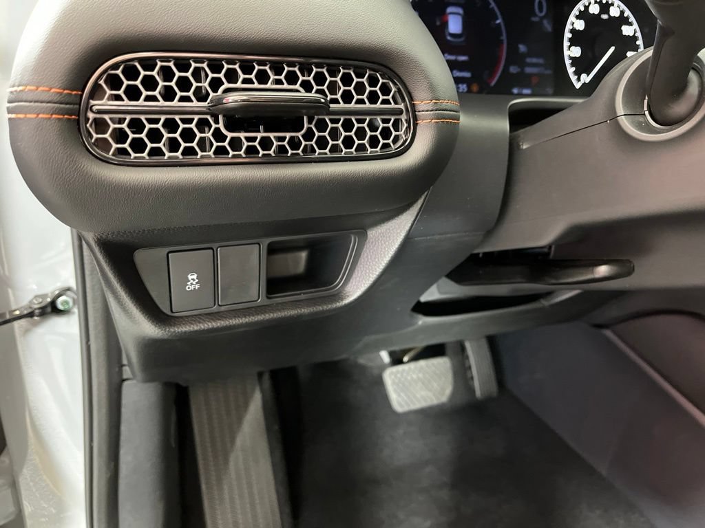 Certified 2026 Honda HR-V Sport image 28