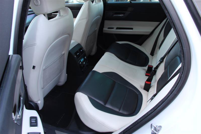 Used 2018 Jaguar XF S AWD/4WD image 25