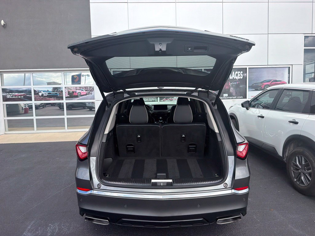 Used 2023 Acura MDX w/ Advance Package AWD/4WD image 17
