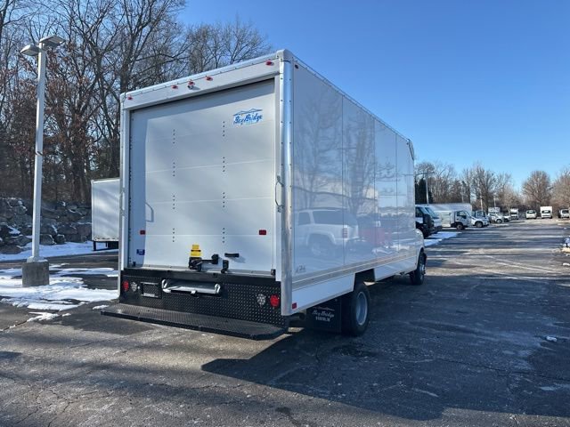 New 2025 Chevrolet Express 3500 Work Van w/ Power Convenience Package RWD image 5