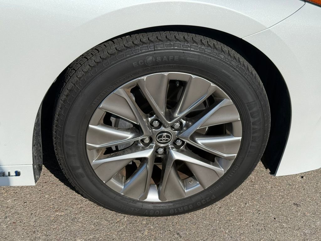 Used 2022 Toyota Mirai XLE w/ Advanced Technology Package image 8