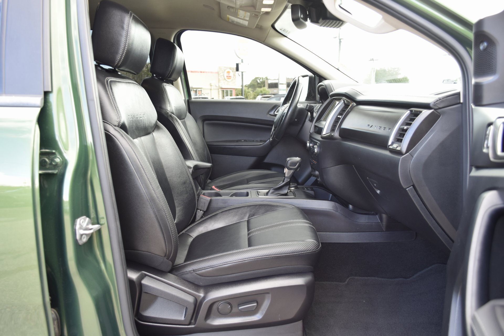 Used 2023 Ford Ranger Lariat w/ Equipment Group 501A High image 23