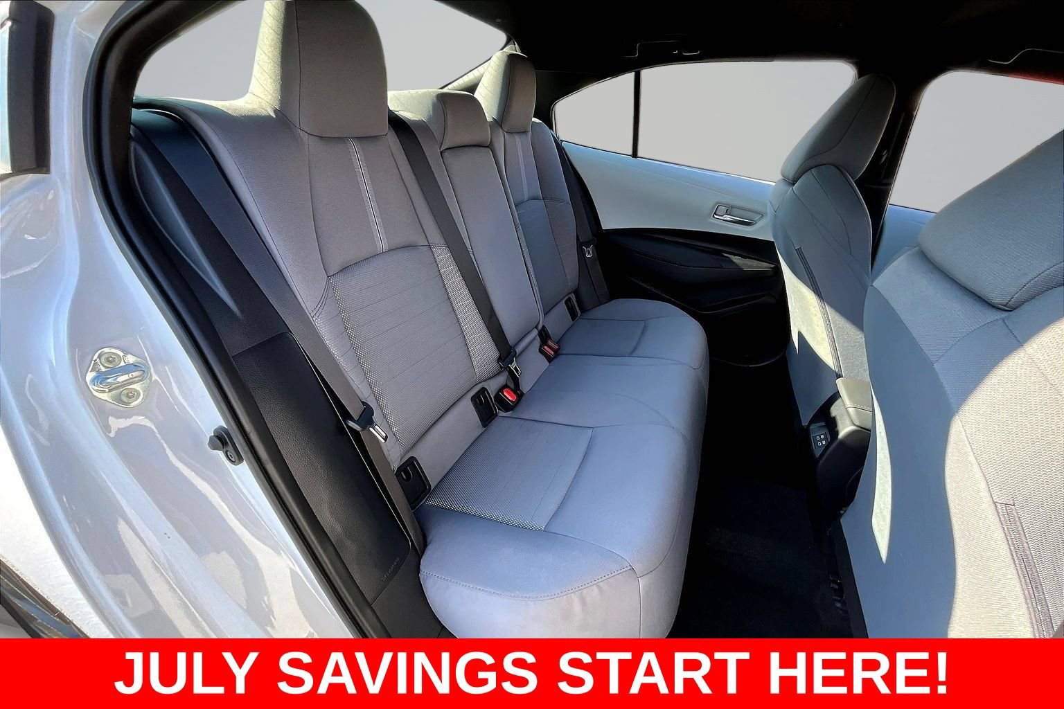 Used 2025 Toyota Corolla SE FWD image 33