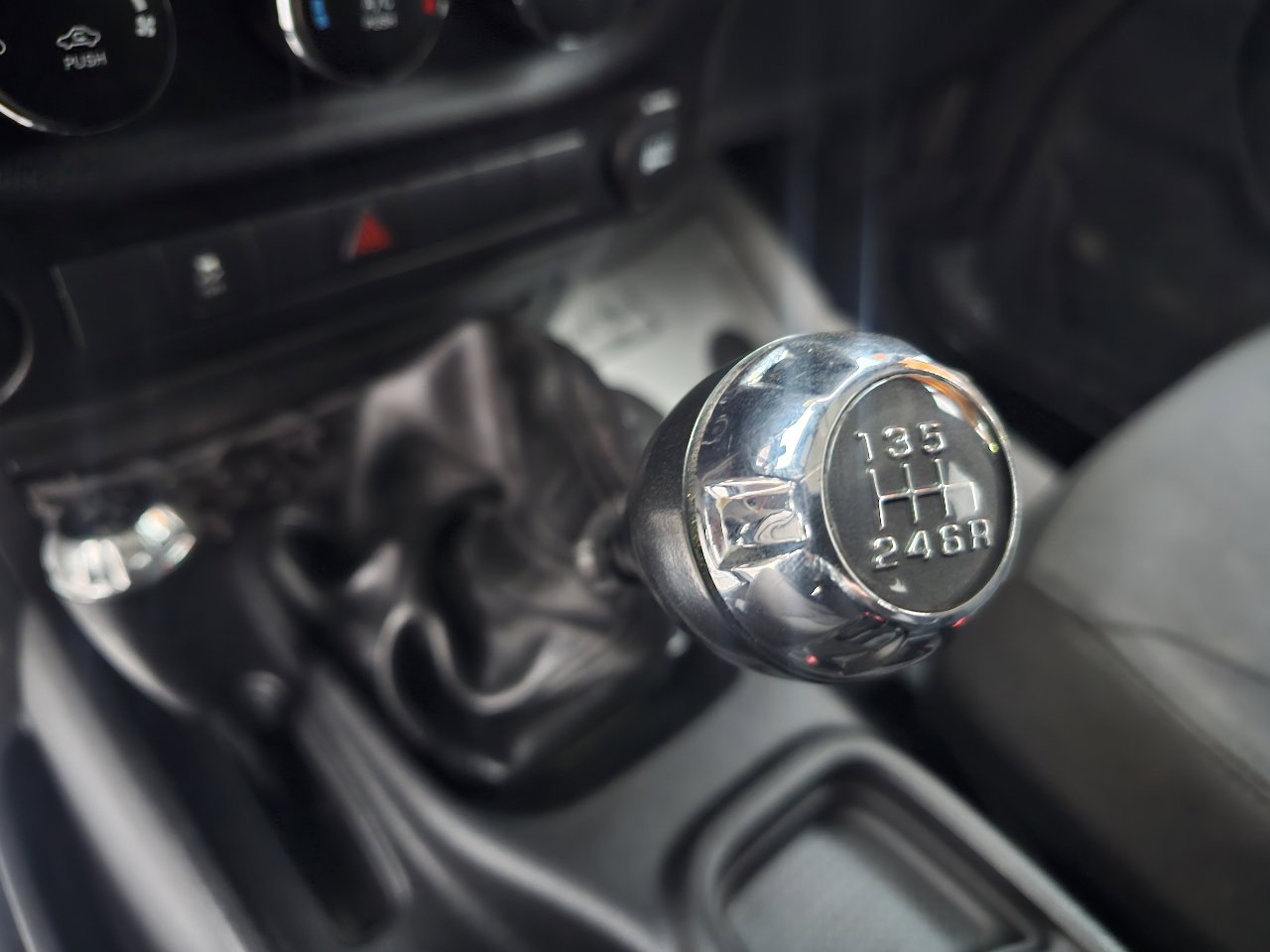 Used 2016 Jeep Wrangler Sport image 14