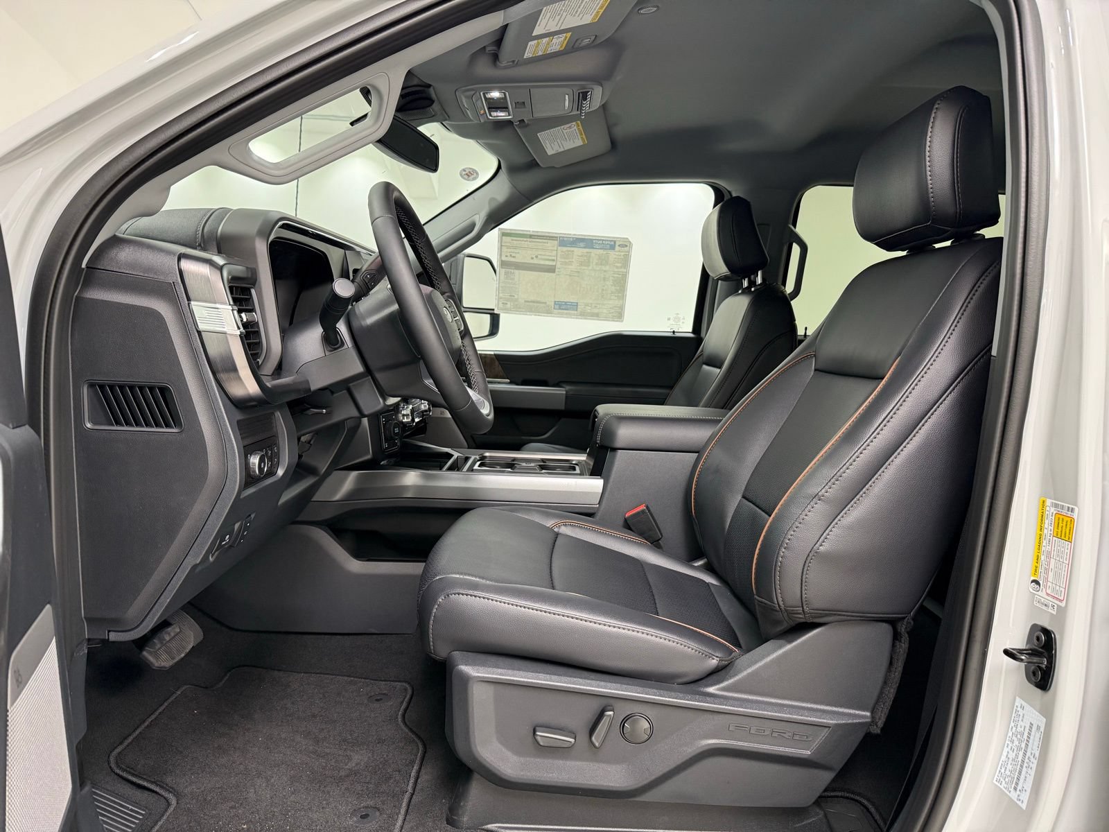 New 2026 Ford F250 Lariat w/ Black Appearance Package AWD/4WD image 23
