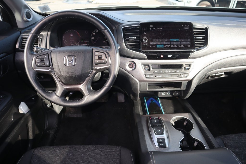Used 2024 Honda Ridgeline Sport image 15