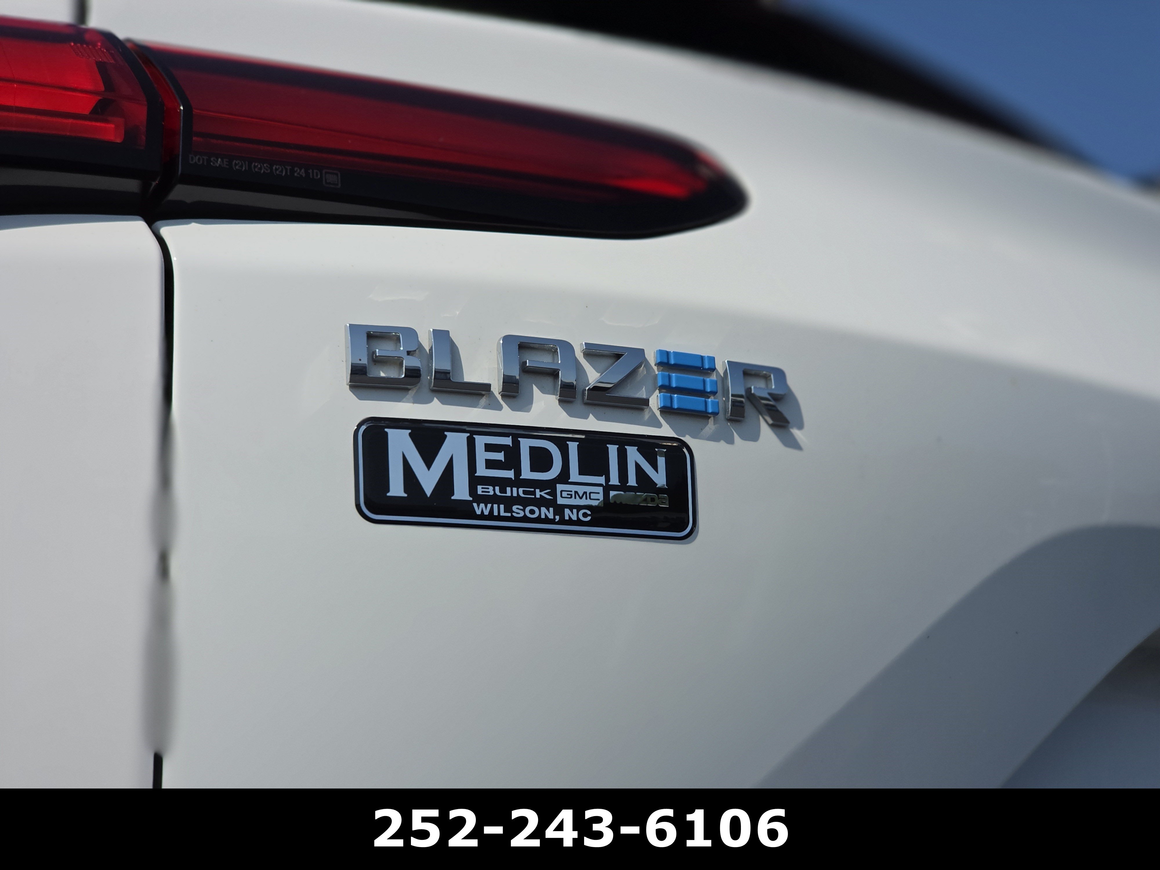 Used 2025 Chevrolet Blazer EV LT AWD/4WD image 49
