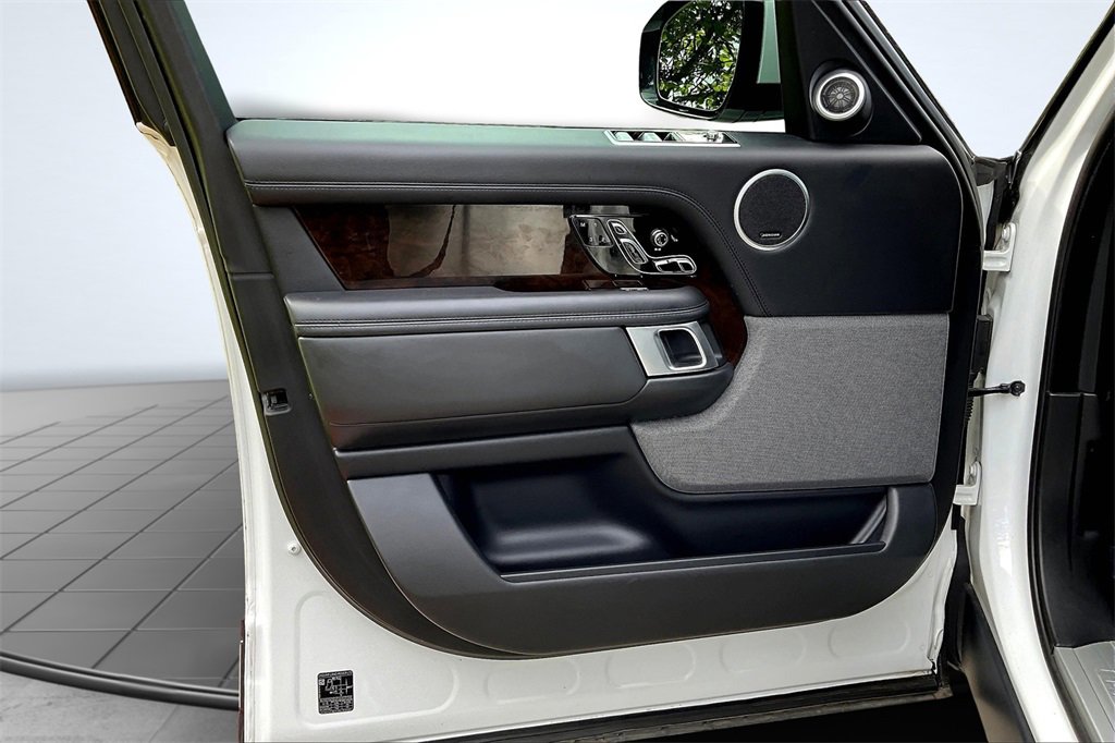Used 2022 Land Rover Range Rover P525 Westminster Edition image 23