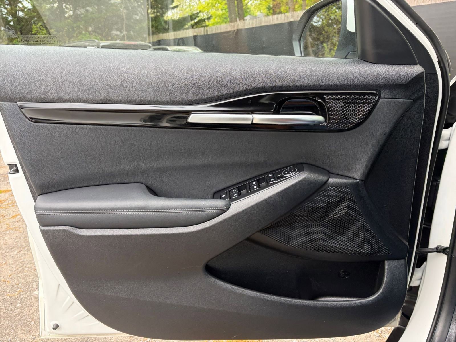Used 2025 Kia Seltos S FWD image 18