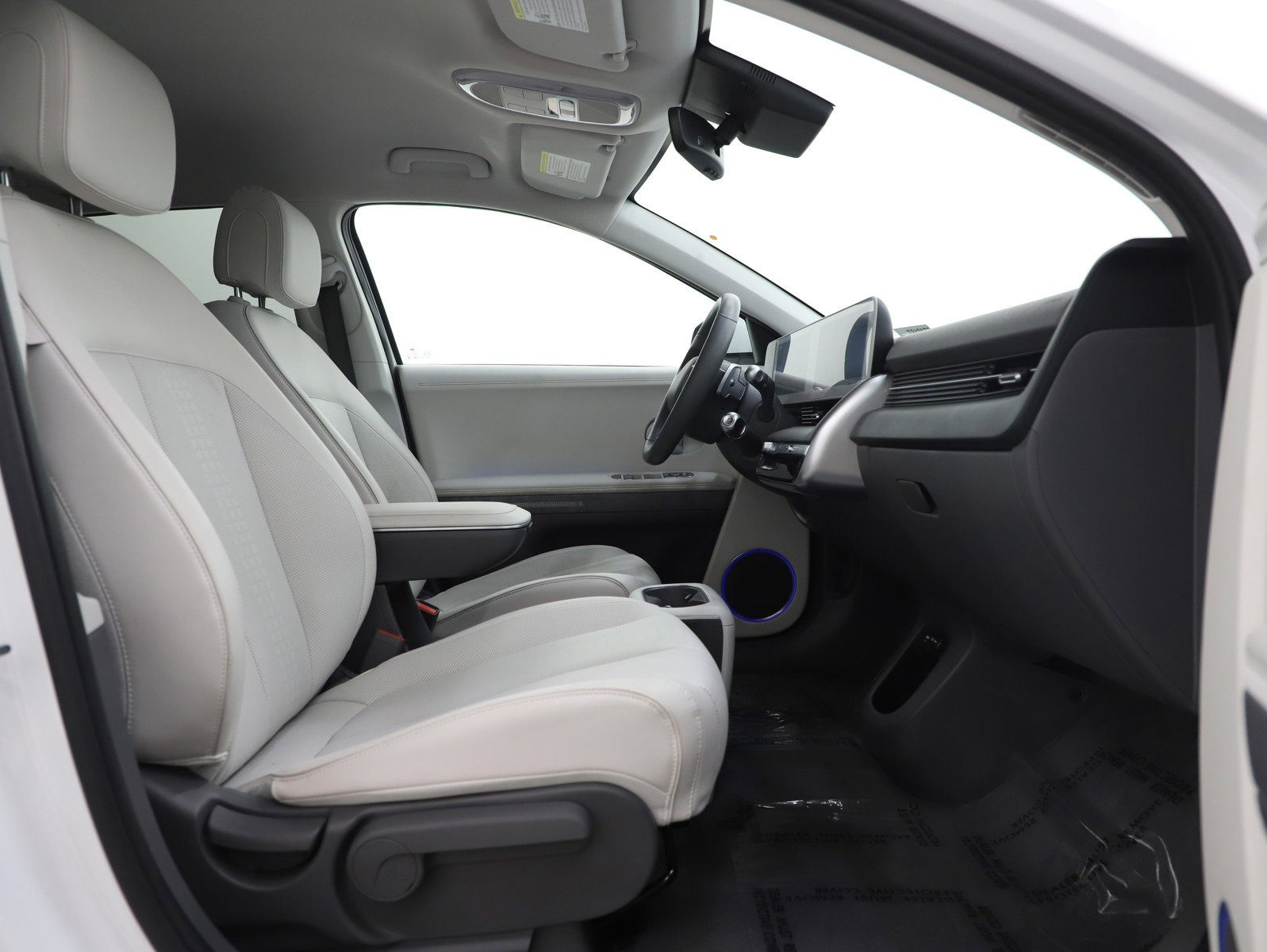 Used 2023 Hyundai Ioniq 5 SEL image 11