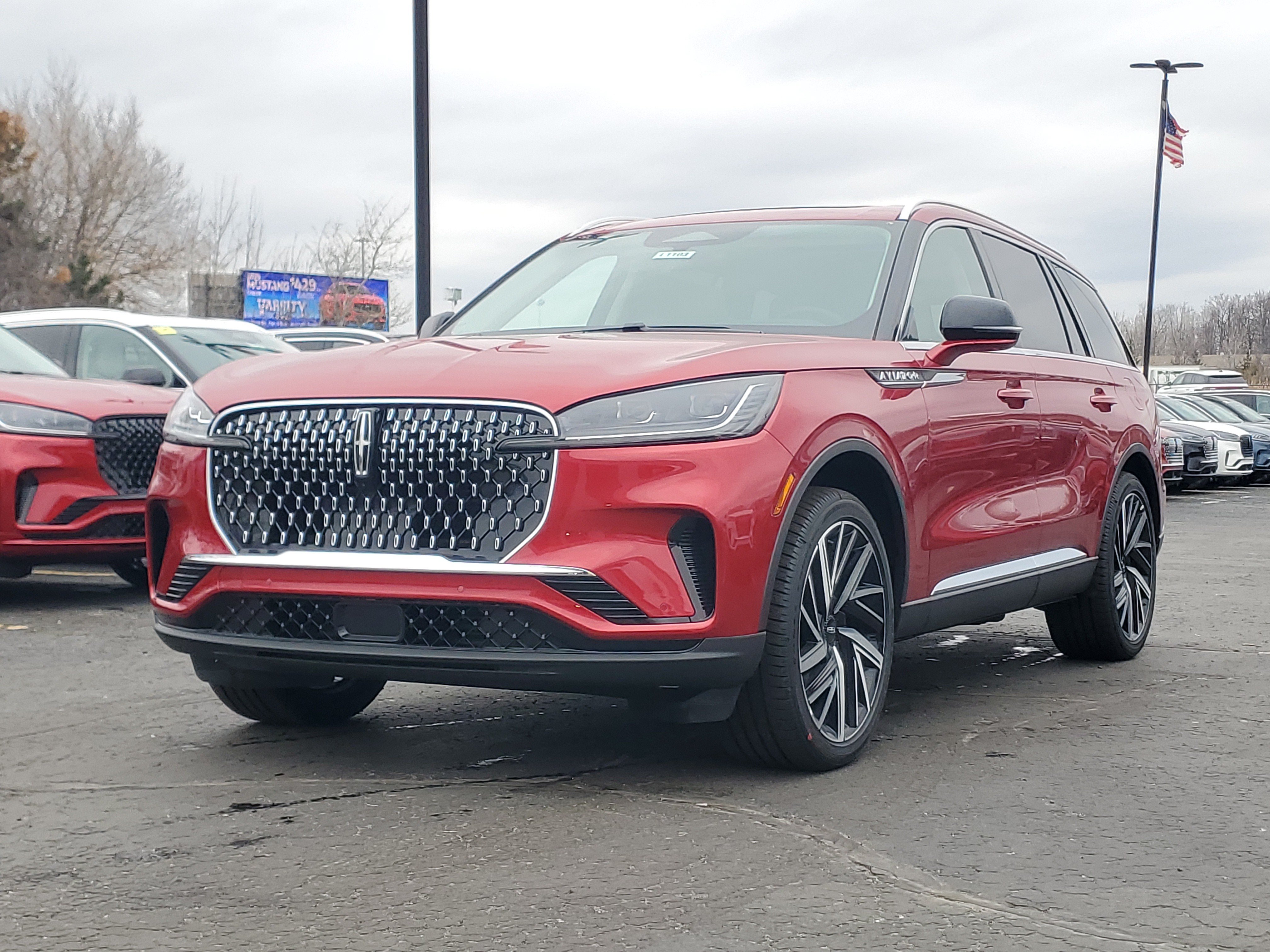 New 2026 Lincoln Aviator Reserve AWD/4WD image 2