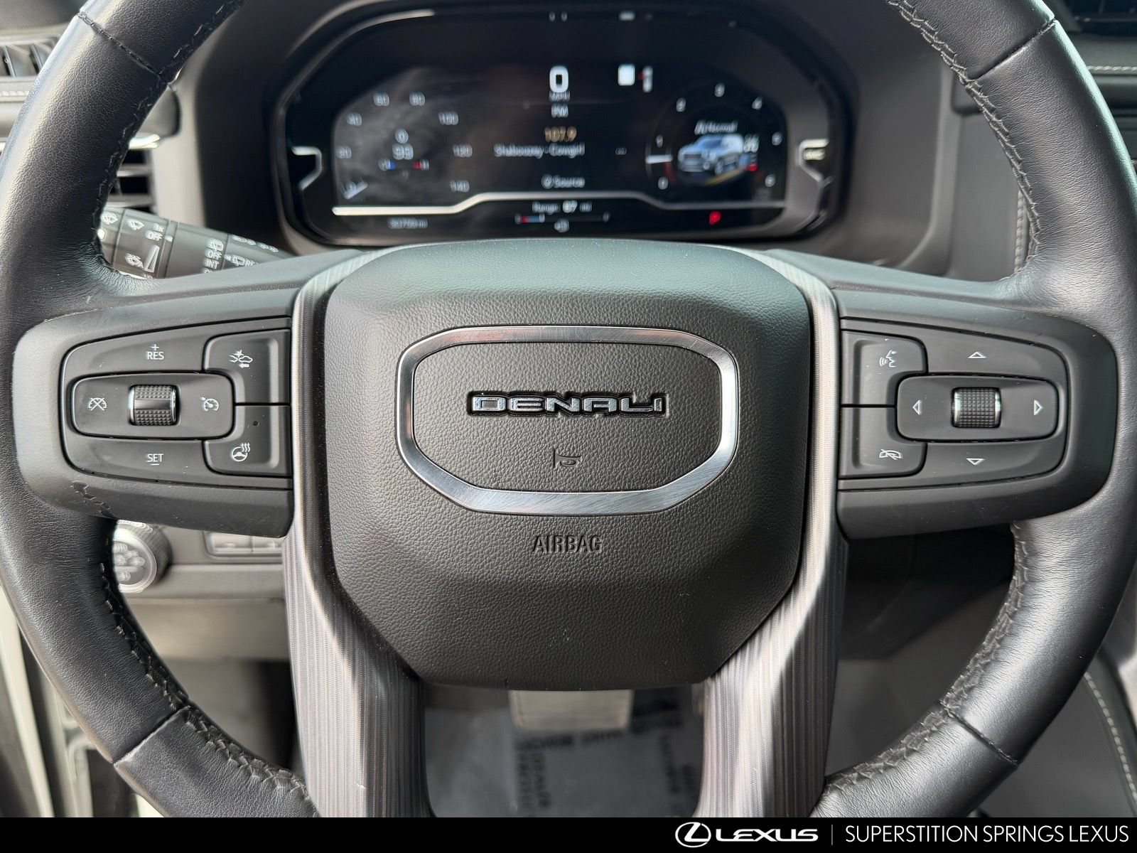 Used 2023 GMC Yukon Denali Ultimate AWD/4WD image 35