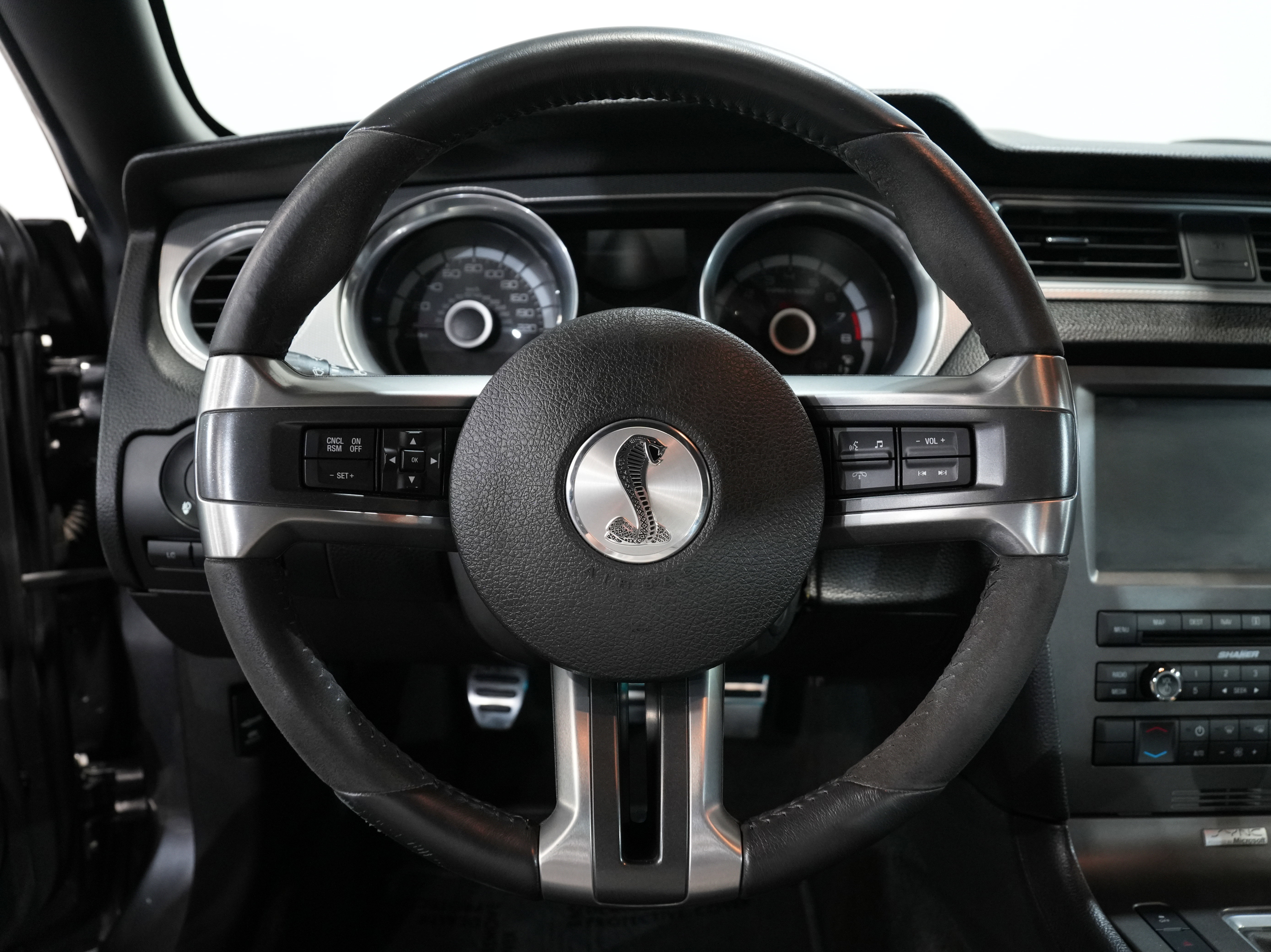 Used 2013 Ford Mustang Shelby GT500 image 35